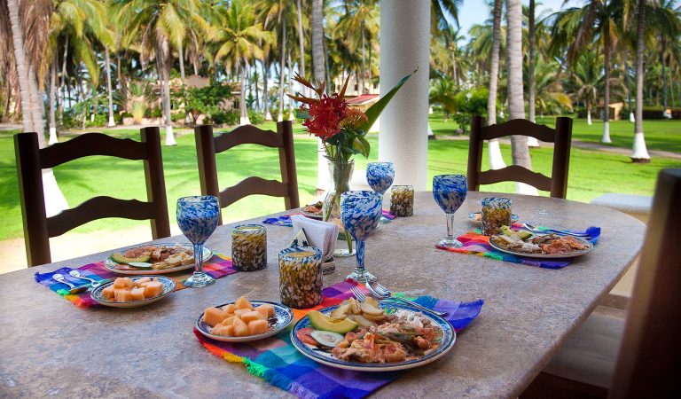 Dining Under the Palms